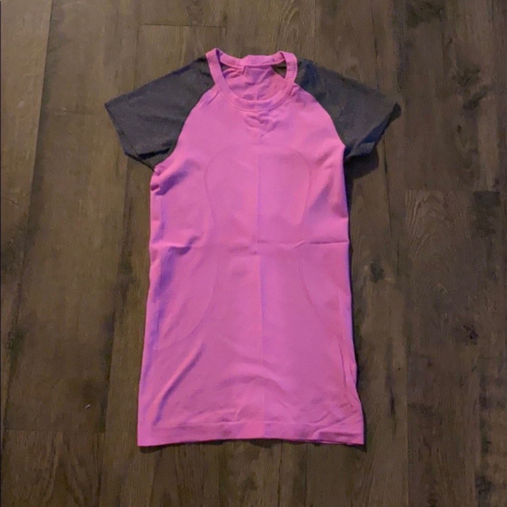 Lululemon swiftly tee 4